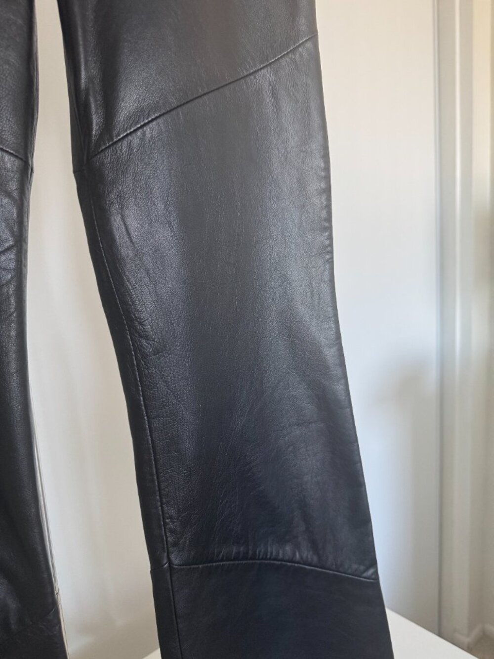 Pelle Studio Wilsons Black Genuine Leather Pants Size 2 NWOT - Picture 3 of 4